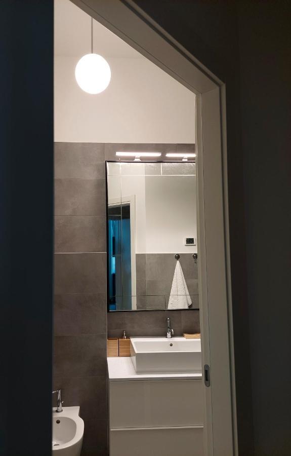 Little Nest Cenisio Monumentale Apartment Milan Bagian luar foto